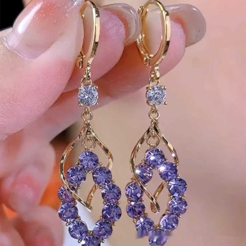 Diamond Round Grid Flower Pendant Earrings