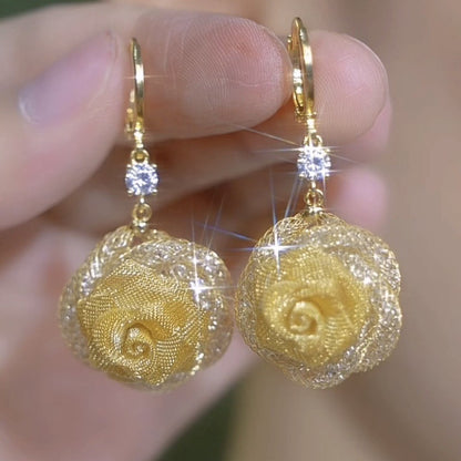 Diamond Round Grid Flower Pendant Earrings