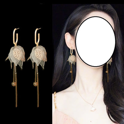 Golden Leaf Tassel Earrings – Elegant Nature-Inspired Design