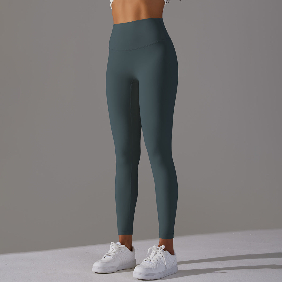 Nude Seamless Yoga Leggings – No Line Design